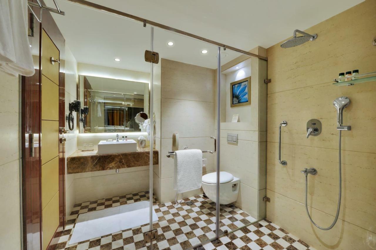 होटल The Fern Residency, 4*